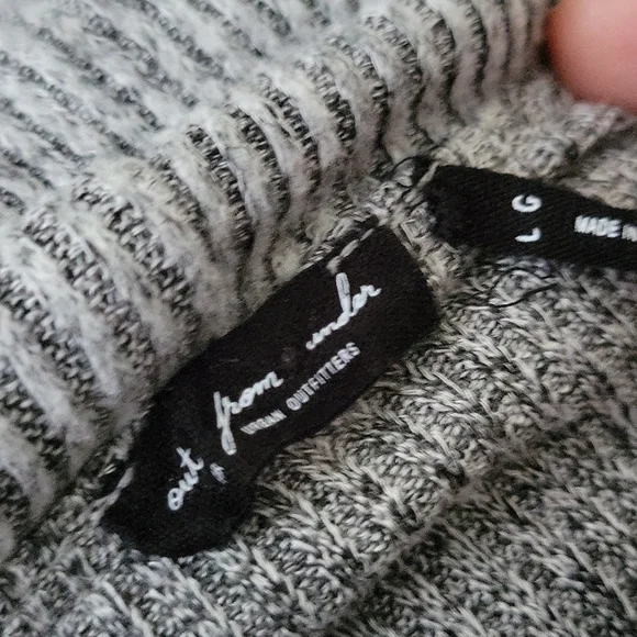 Out From Under Gray Ribbed Knit Long Sleeve Off the Shoulder Bodysuit - Picture 5 of 7